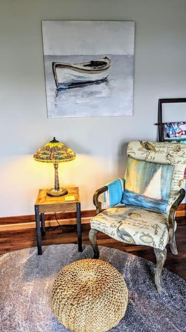 Holiday home On The Mississippi Venue And Dog Friendly