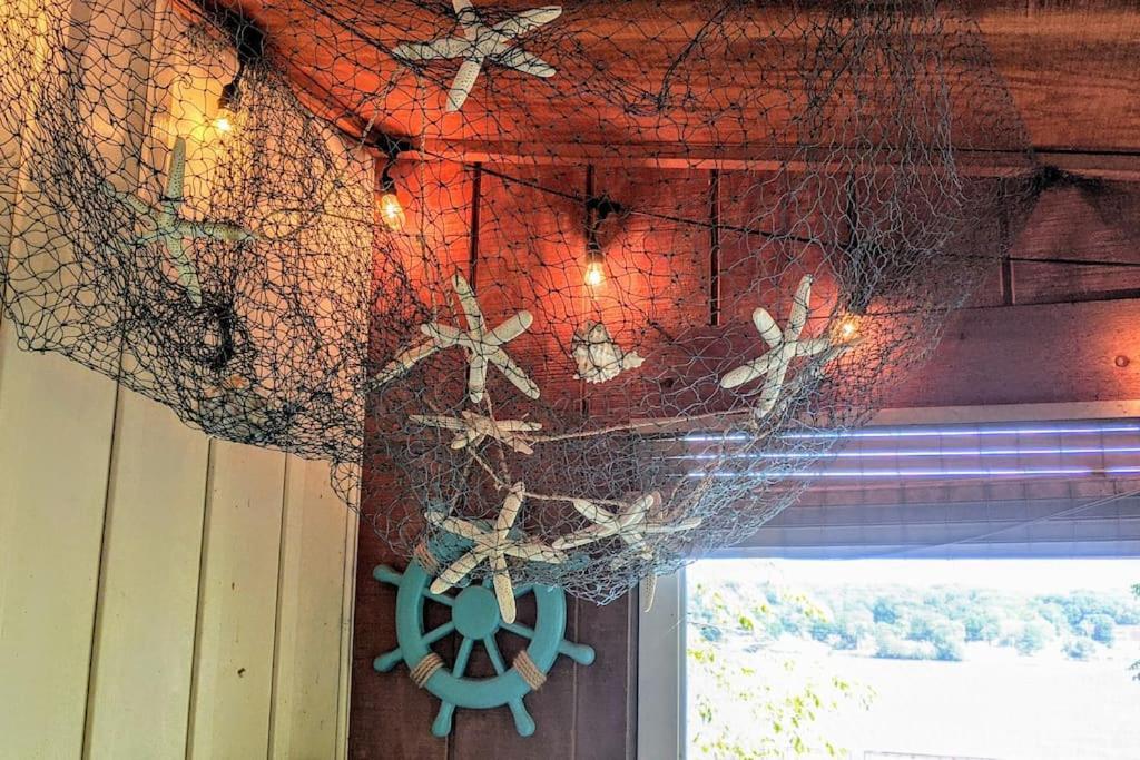 Holiday home On The Mississippi Venue And Dog Friendly *