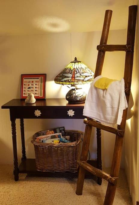 Holiday home On The Mississippi Venue And Dog Friendly